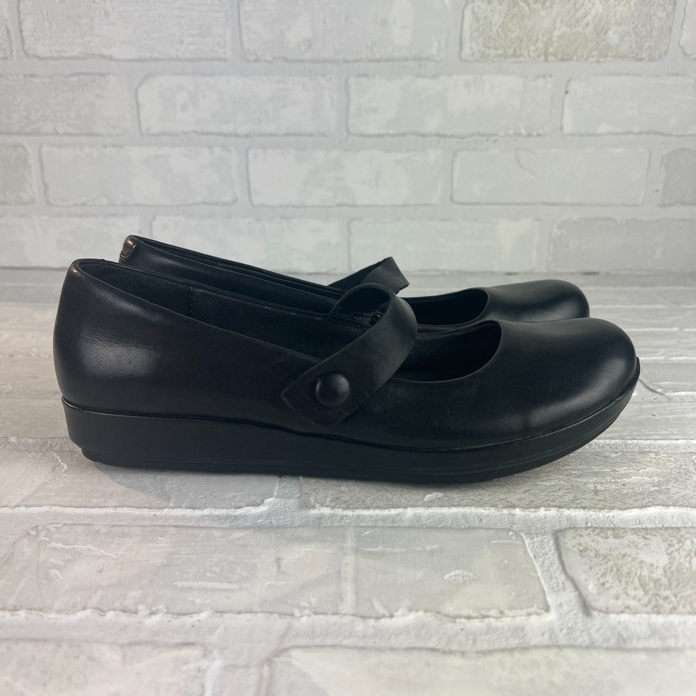 KORK-EASE Korks Mary Jane Shoes Womens 9.5 Black Leather Wedge Button Classic 41 - Picture 2 of 13